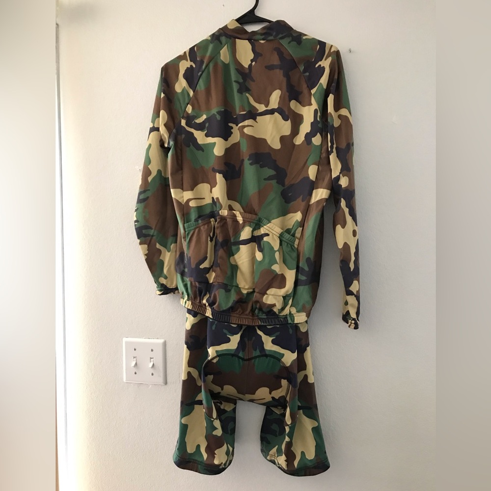Camouflage Camo Cycling Kit Medium Jersey & Medium Bib Shorts NWT